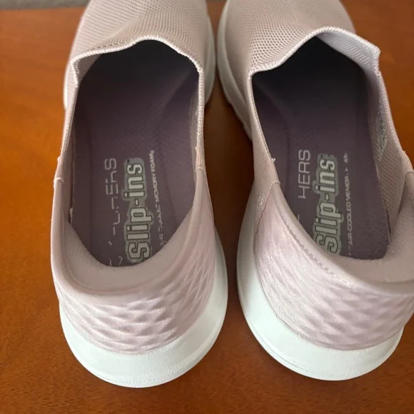 Womens Light Pink Skechers Slip-Ins, Stretch Fit 5 Gen, Size 9.5 - Picture 9 of 9